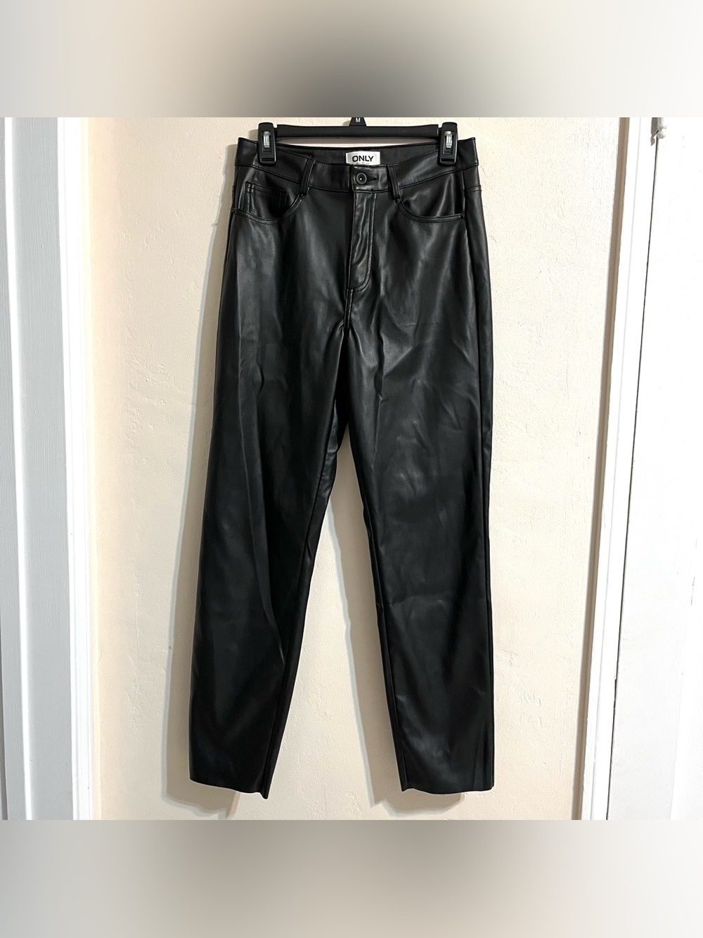 ONLY Black Faux Leather Pants High Rise Straight Leg Size Medium 34 Sculpt-Her